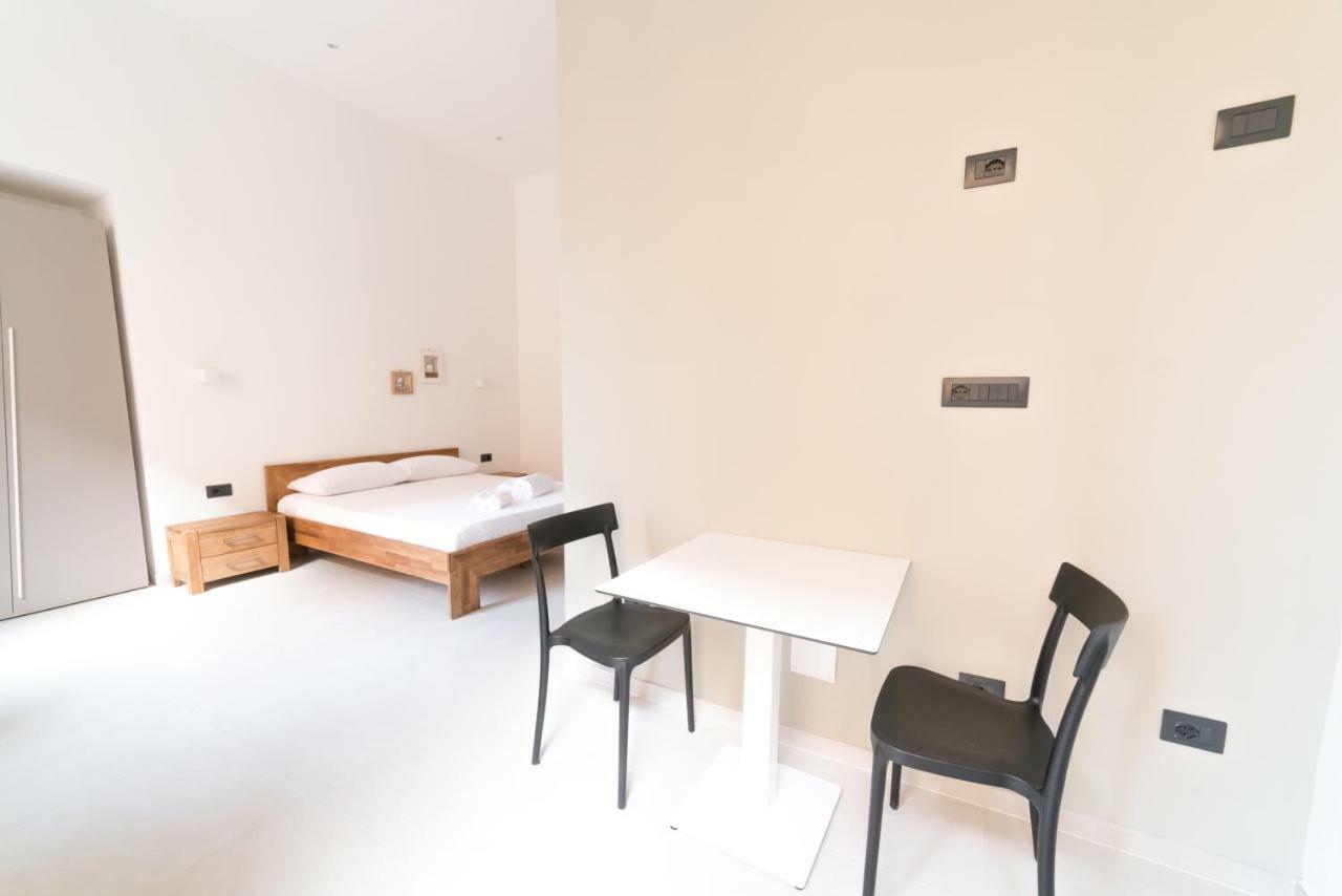 Linee Moderne Apt - Wifi - Ac กาญารี ภายนอก รูปภาพ
